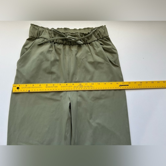 Lululemon Olive Green Lightweight High-Rise Joggers Size 4 - Picture 6 of 7